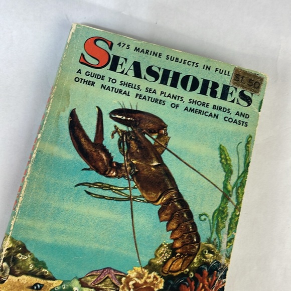 Set of Golden Nature Guide Books - Picture 9 of 9